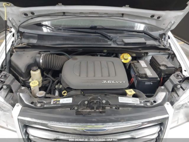 Photo 9 VIN: 2C4RC1GG8ER249764 - CHRYSLER TOWN & COUNTRY 