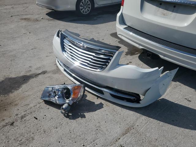 Photo 12 VIN: 2C4RC1GG8ER304522 - CHRYSLER TOWN & COU 