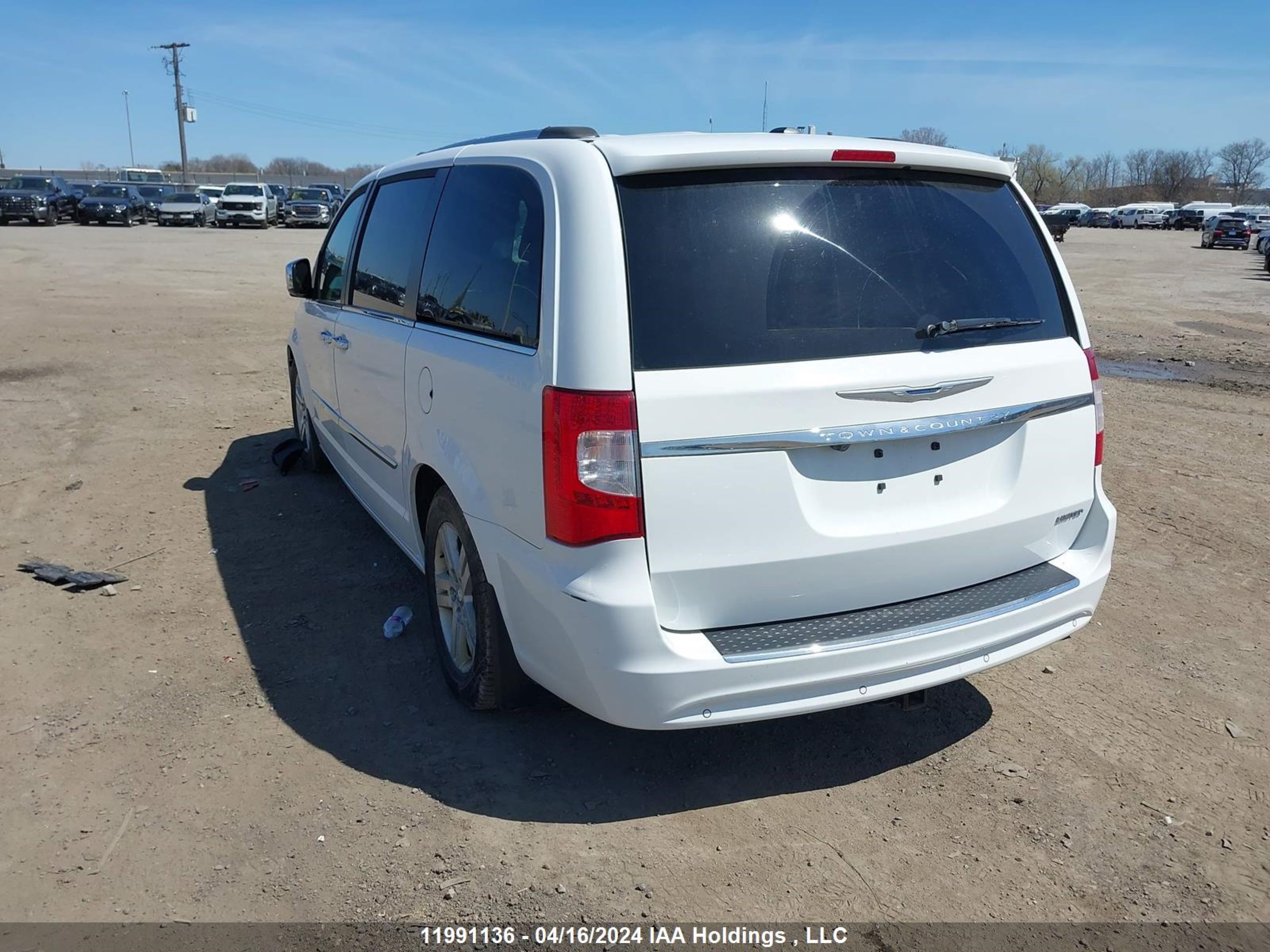 Photo 2 VIN: 2C4RC1GG8FR711788 - CHRYSLER TOWN & COUNTRY 