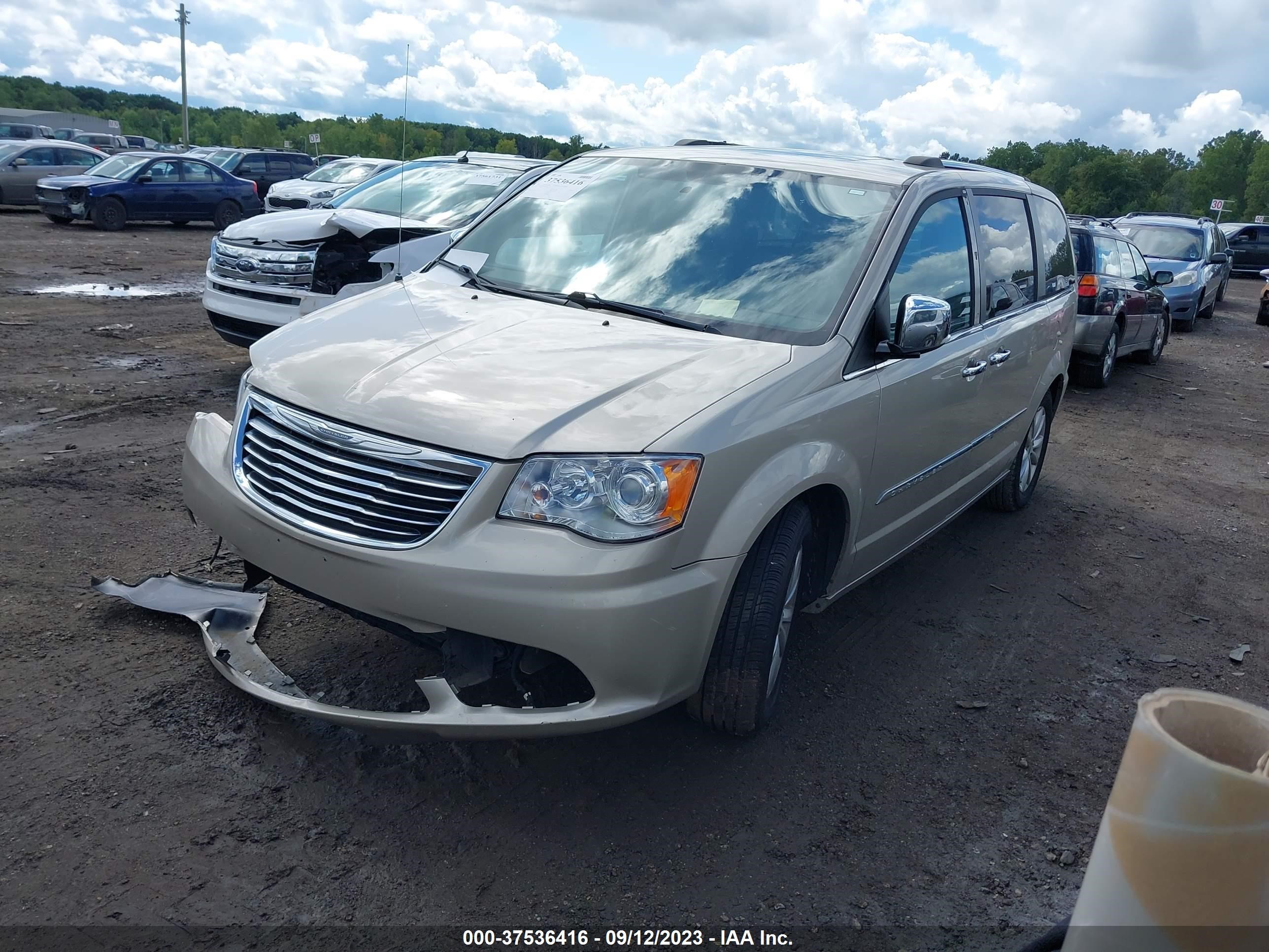 Photo 1 VIN: 2C4RC1GG8FR742586 - CHRYSLER TOWN & COUNTRY 