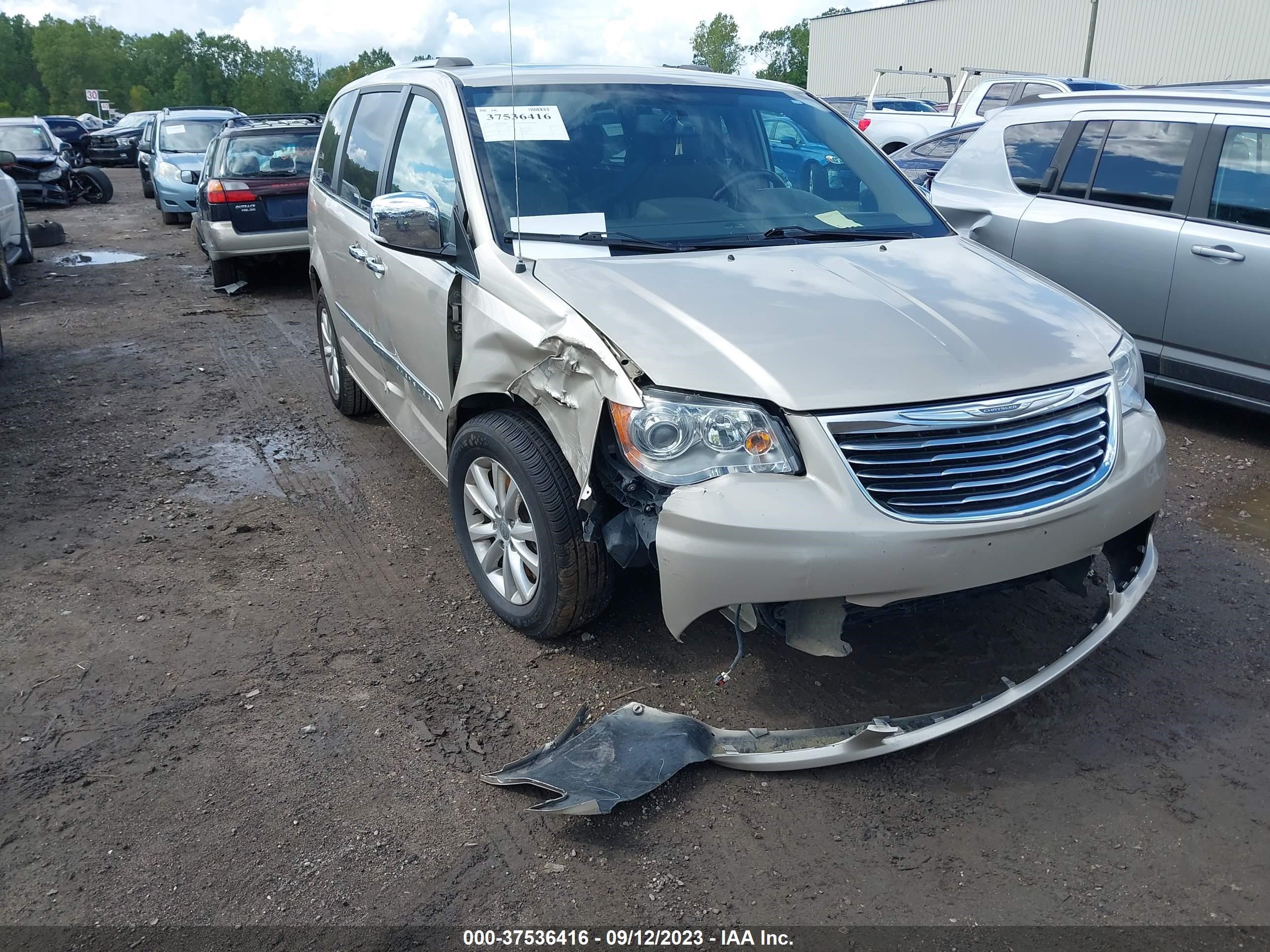 Photo 5 VIN: 2C4RC1GG8FR742586 - CHRYSLER TOWN & COUNTRY 