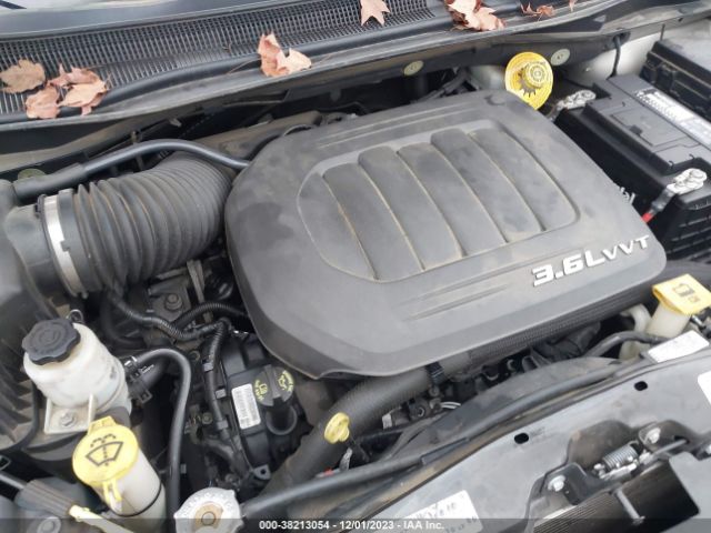 Photo 9 VIN: 2C4RC1GG8GR133516 - CHRYSLER TOWN & COUNTRY 