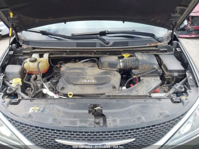 Photo 9 VIN: 2C4RC1GG8HR727542 - CHRYSLER PACIFICA 