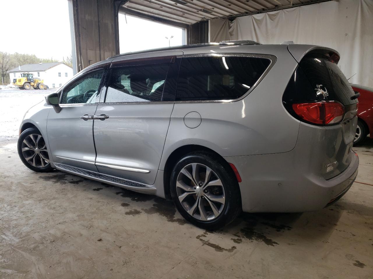 Photo 1 VIN: 2C4RC1GG8HR839418 - CHRYSLER PACIFICA 