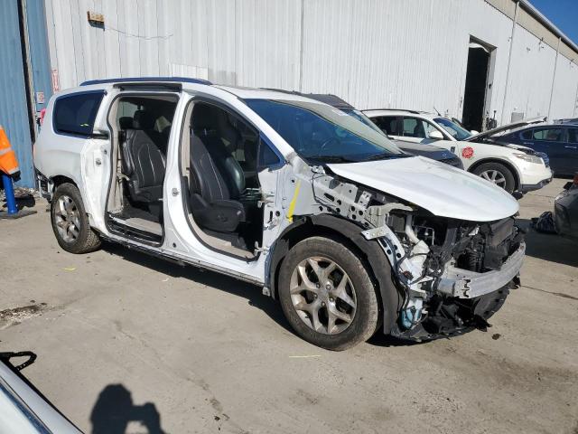 Photo 3 VIN: 2C4RC1GG8JR272214 - CHRYSLER PACIFICA 