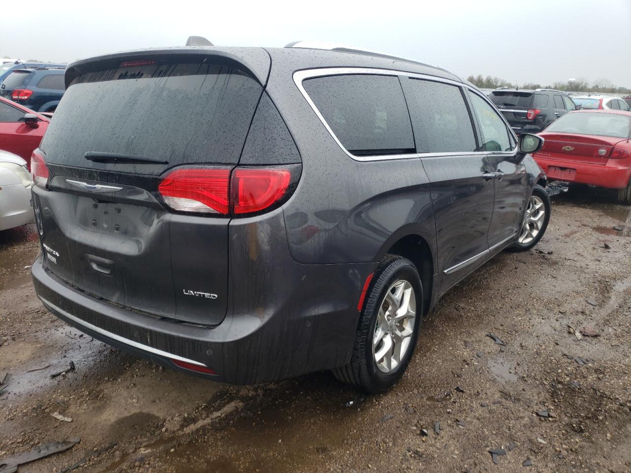 Photo 2 VIN: 2C4RC1GG8KR561806 - CHRYSLER PACIFICA 