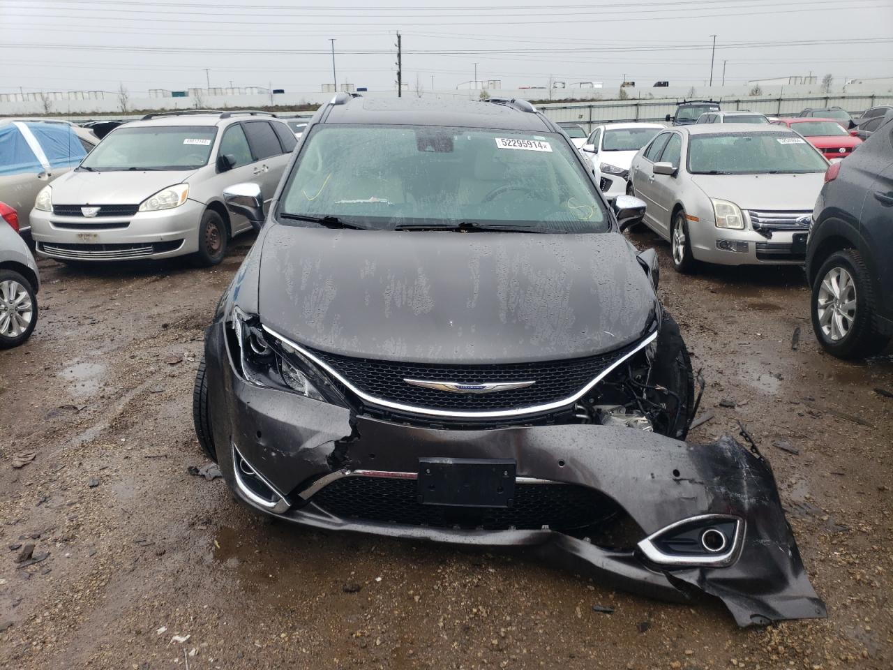 Photo 4 VIN: 2C4RC1GG8KR561806 - CHRYSLER PACIFICA 