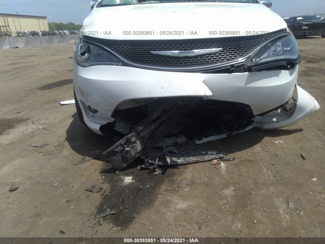 Photo 5 VIN: 2C4RC1GG8LR223887 - CHRYSLER PACIFICA 