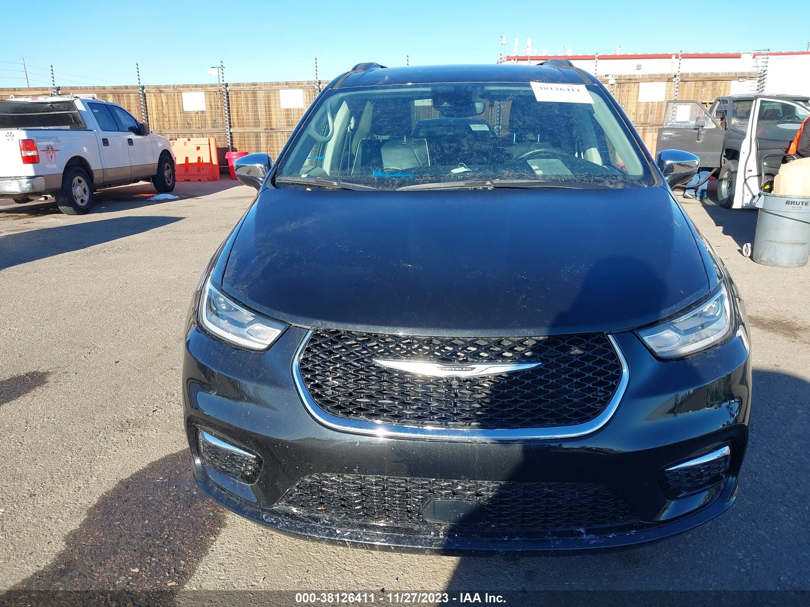 Photo 11 VIN: 2C4RC1GG8NR146988 - CHRYSLER PACIFICA 