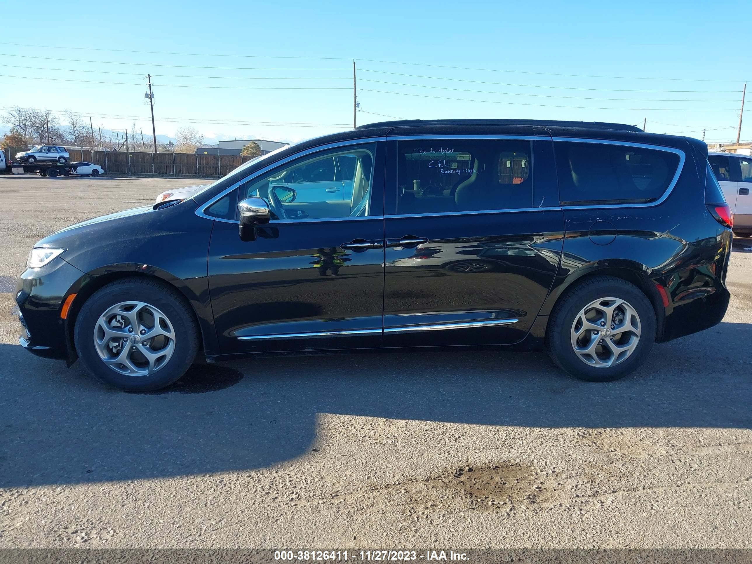 Photo 13 VIN: 2C4RC1GG8NR146988 - CHRYSLER PACIFICA 