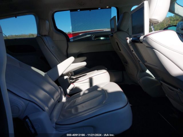 Photo 7 VIN: 2C4RC1GG9JR272626 - CHRYSLER PACIFICA 