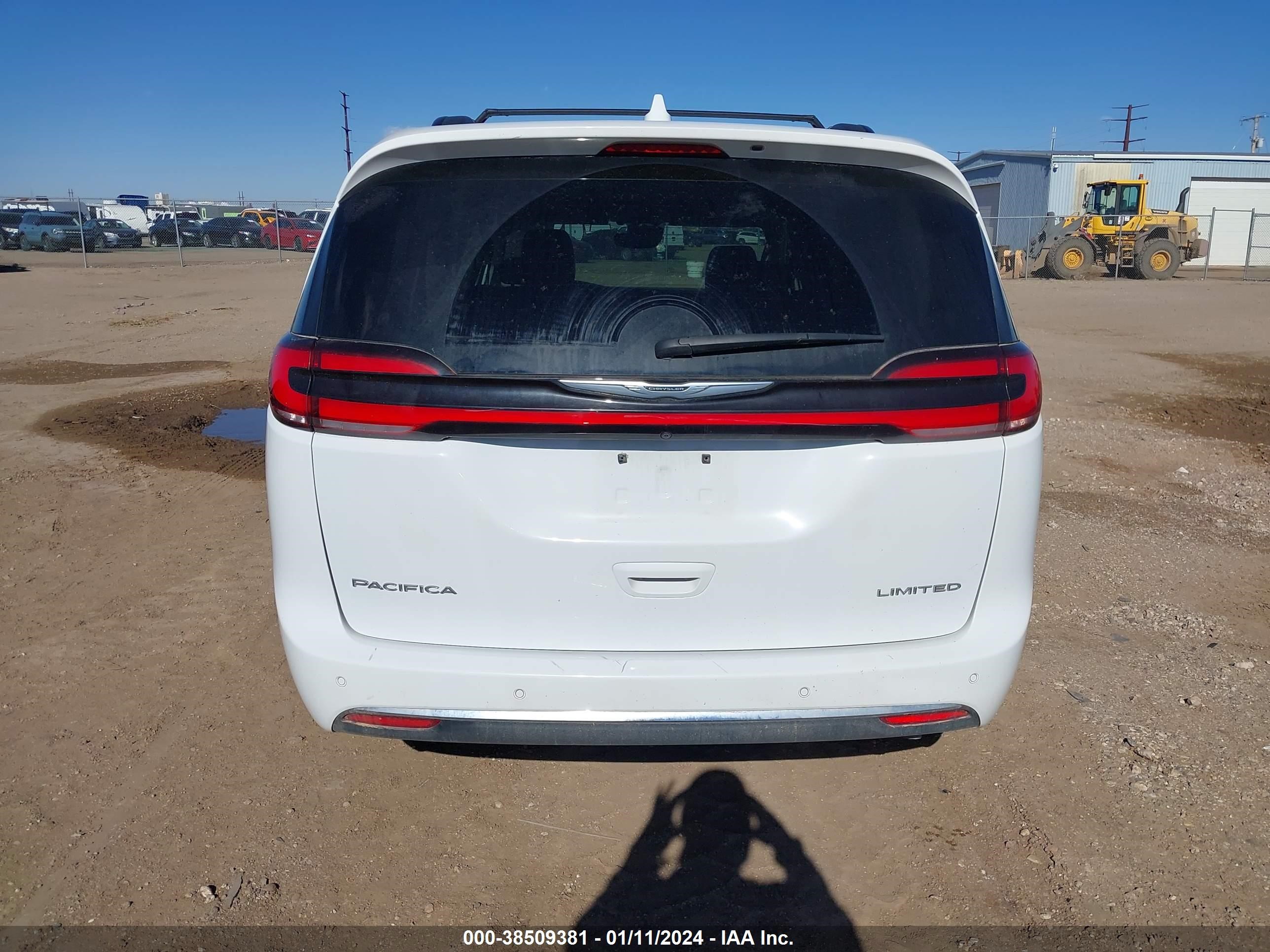 Photo 15 VIN: 2C4RC1GG9NR169373 - CHRYSLER PACIFICA 