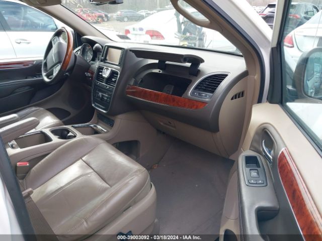 Photo 4 VIN: 2C4RC1GGXCR199690 - CHRYSLER TOWN & COUNTRY 