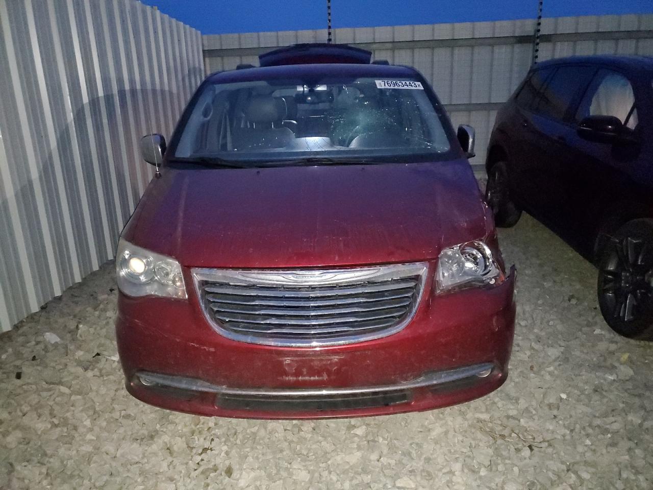 Photo 4 VIN: 2C4RC1GGXCR250119 - CHRYSLER TOWN & COUNTRY 