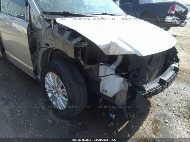 Photo 5 VIN: 2C4RC1GGXCR377176 - CHRYSLER TOWN & COUNTRY 