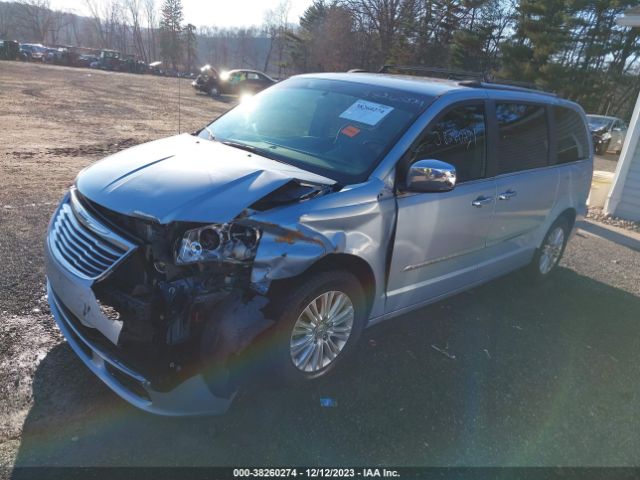 Photo 1 VIN: 2C4RC1GGXCR410743 - CHRYSLER TOWN COUNTRY 