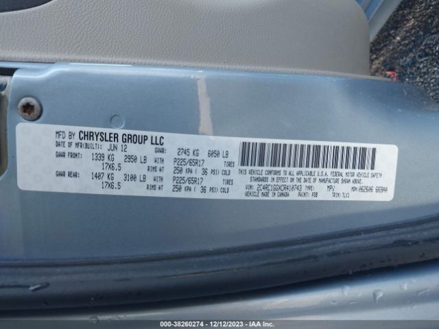 Photo 8 VIN: 2C4RC1GGXCR410743 - CHRYSLER TOWN COUNTRY 