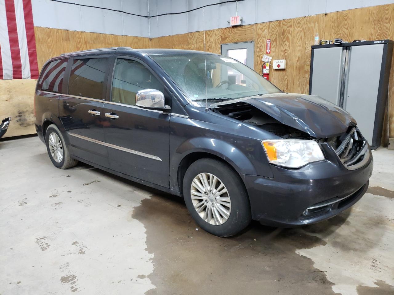 Photo 3 VIN: 2C4RC1GGXER116035 - CHRYSLER TOWN & COUNTRY 