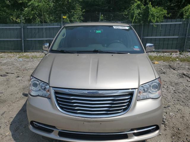 Photo 4 VIN: 2C4RC1GGXFR710870 - CHRYSLER TOWN & COU 