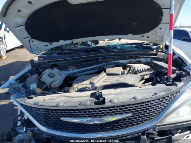 Photo 9 VIN: 2C4RC1GGXHR507495 - CHRYSLER PACIFICA 