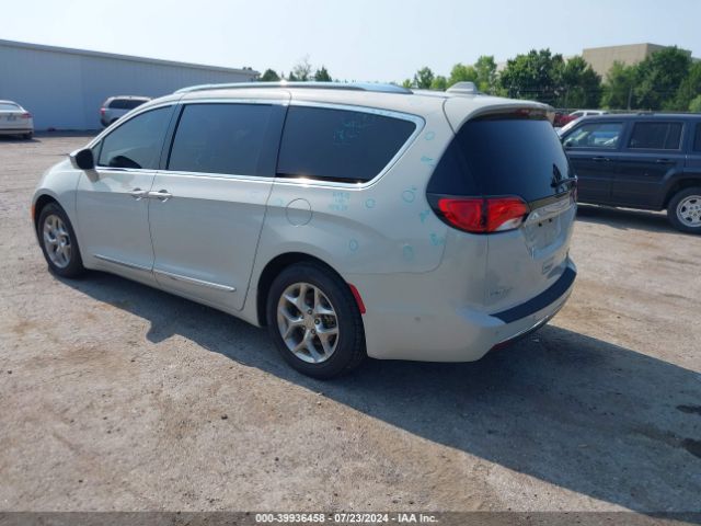 Photo 2 VIN: 2C4RC1GGXHR553683 - CHRYSLER PACIFICA 