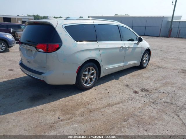 Photo 3 VIN: 2C4RC1GGXHR553683 - CHRYSLER PACIFICA 