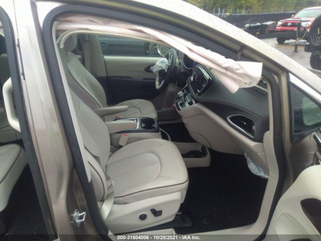 Photo 4 VIN: 2C4RC1GGXJR109614 - CHRYSLER PACIFICA 