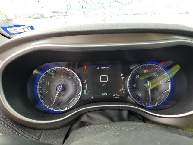 Photo 8 VIN: 2C4RC1GGXJR185589 - CHRYSLER PACIFICA 