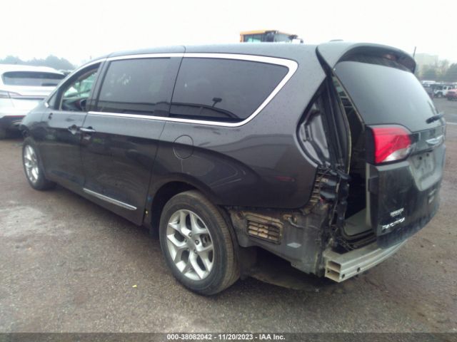 Photo 2 VIN: 2C4RC1GGXLR137996 - CHRYSLER PACIFICA 