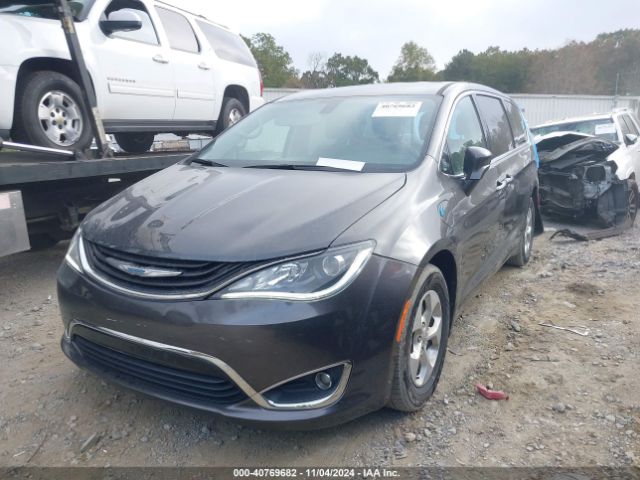 Photo 1 VIN: 2C4RC1H78JR164528 - CHRYSLER PACIFICA 