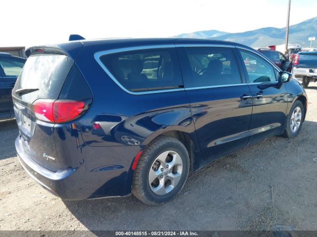 Photo 3 VIN: 2C4RC1H79JR116021 - CHRYSLER PACIFICA 