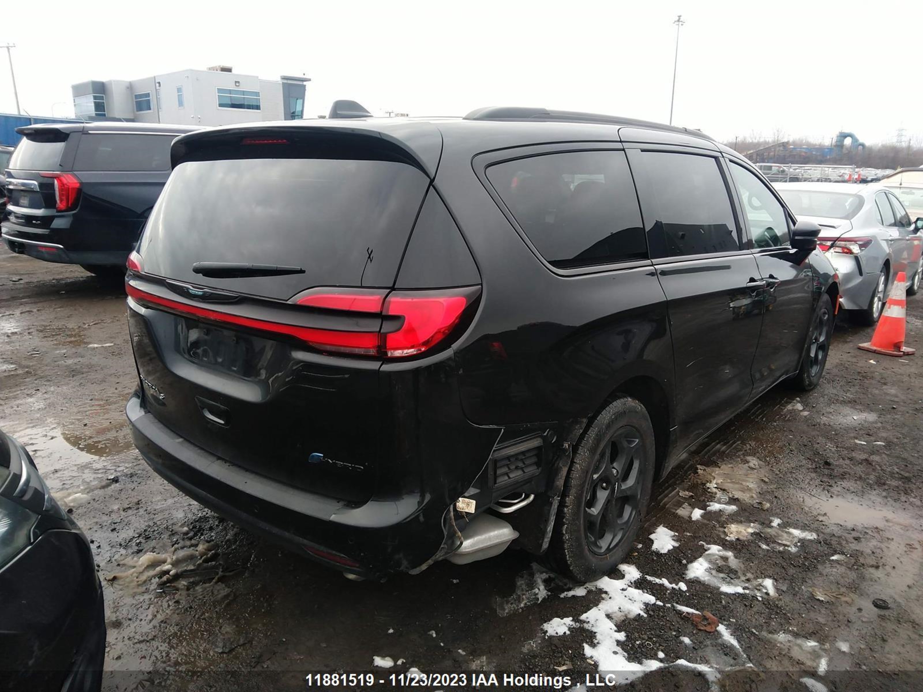 Photo 3 VIN: 2C4RC1H79MR544496 - CHRYSLER PACIFICA 