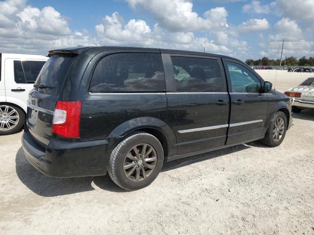 Photo 2 VIN: 2C4RC1HG2FR699894 - CHRYSLER TOWN & COU 