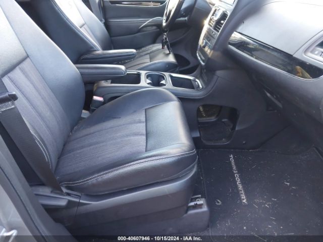 Photo 4 VIN: 2C4RC1HG6FR602728 - CHRYSLER TOWN AND COUNTRY 