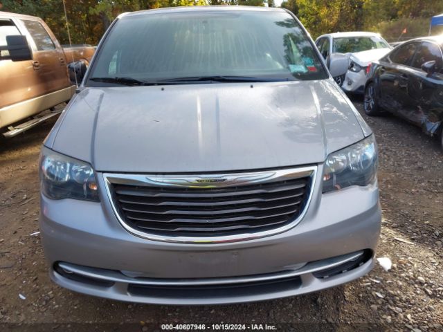 Photo 5 VIN: 2C4RC1HG6FR602728 - CHRYSLER TOWN AND COUNTRY 