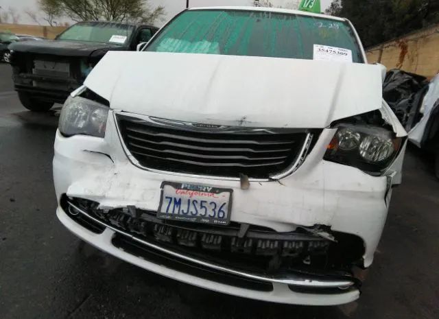 Photo 5 VIN: 2C4RC1HG8FR597015 - CHRYSLER TOWN & COUNTRY 