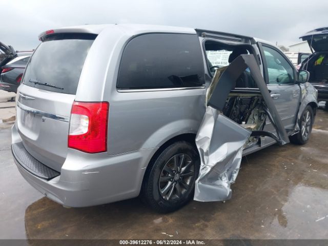 Photo 3 VIN: 2C4RC1HG8FR710946 - CHRYSLER TOWN AND COUNTRY 