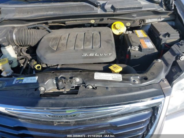 Photo 9 VIN: 2C4RC1HGXDR798430 - CHRYSLER TOWN & COUNTRY 