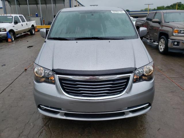 Photo 4 VIN: 2C4RC1HGXGR142149 - CHRYSLER TOWN & COU 