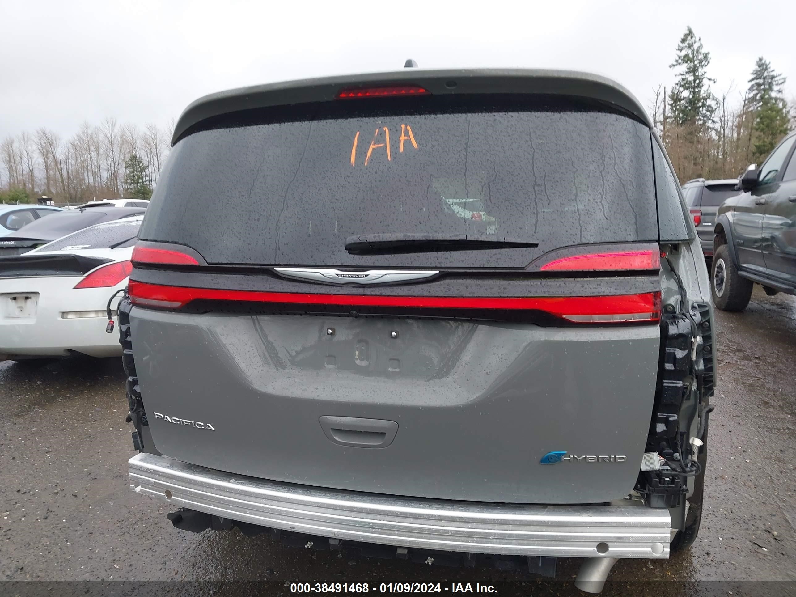 Photo 16 VIN: 2C4RC1L70PR603995 - CHRYSLER PACIFICA 