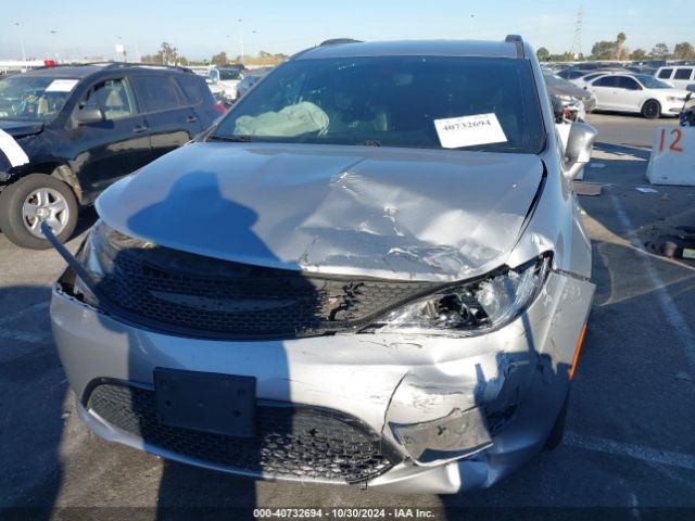 Photo 5 VIN: 2C4RC1L71LR242402 - CHRYSLER PACIFICA 