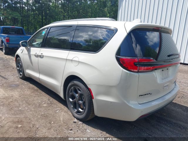 Photo 2 VIN: 2C4RC1L72MR587715 - CHRYSLER PACIFICA 