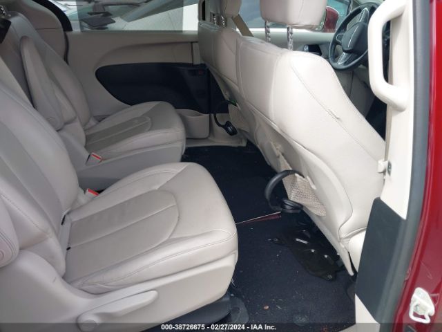 Photo 7 VIN: 2C4RC1L73JR118368 - CHRYSLER PACIFICA HYBRID 