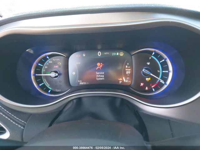 Photo 6 VIN: 2C4RC1L73NR208156 - CHRYSLER PACIFICA HYBRID 