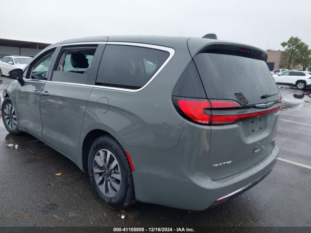 Photo 2 VIN: 2C4RC1L73PR543596 - CHRYSLER PACIFICA 