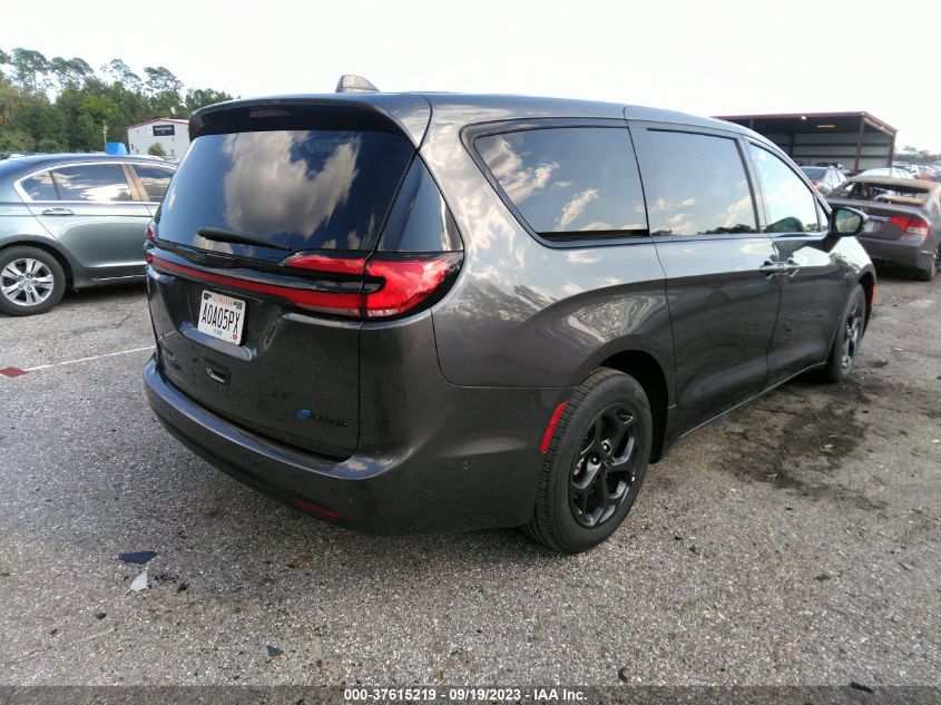 Photo 3 VIN: 2C4RC1L74NR173739 - CHRYSLER PACIFICA 