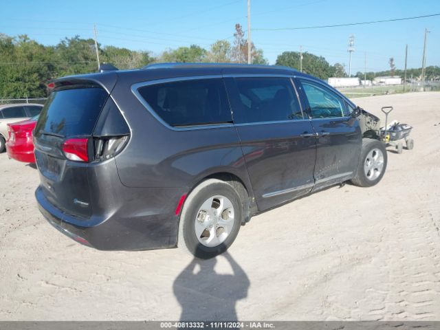 Photo 3 VIN: 2C4RC1L75JR157656 - CHRYSLER PACIFICA 