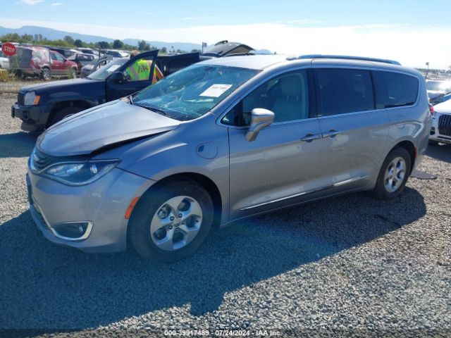 Photo 1 VIN: 2C4RC1L76JR105646 - CHRYSLER PACIFICA 