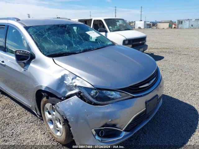 Photo 5 VIN: 2C4RC1L76JR105646 - CHRYSLER PACIFICA 