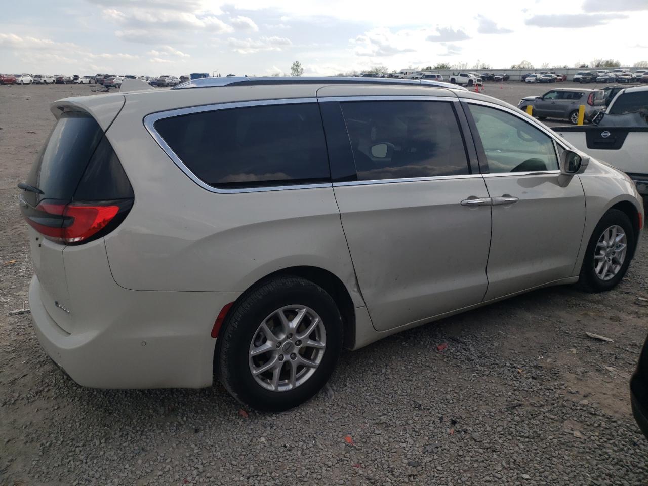 Photo 2 VIN: 2C4RC1L76MR590438 - CHRYSLER PACIFICA 